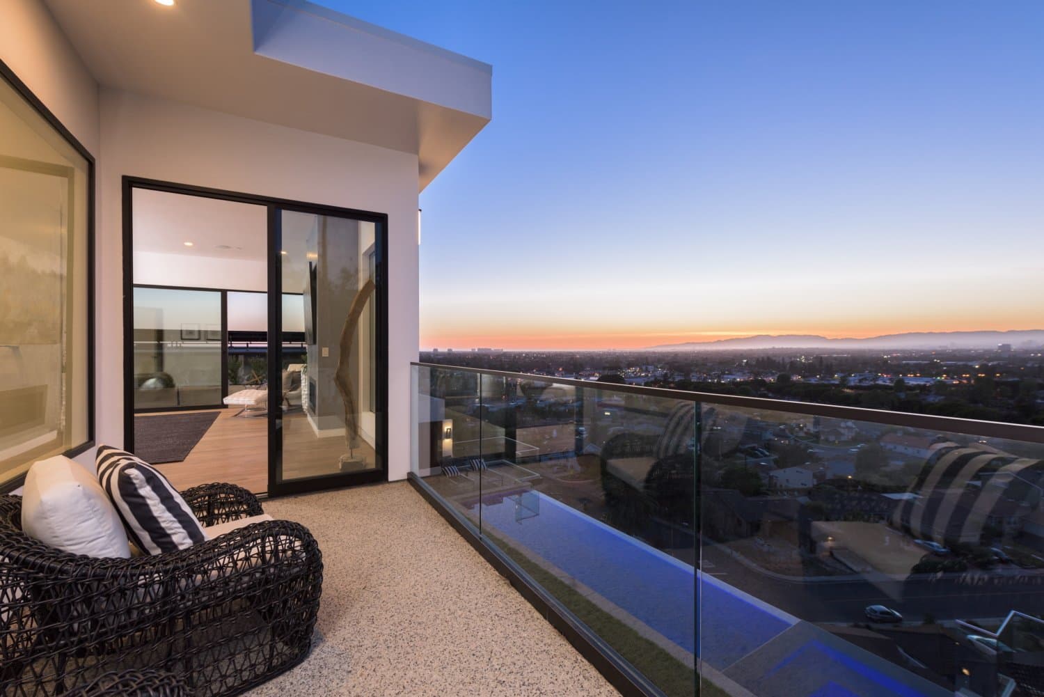 COMPLETE NEW CONSTRUCTION CULVER CITY - FEATURED ON BRAVO'S TV SHOW "MILLION DOLLAR LISTING" - photo 17