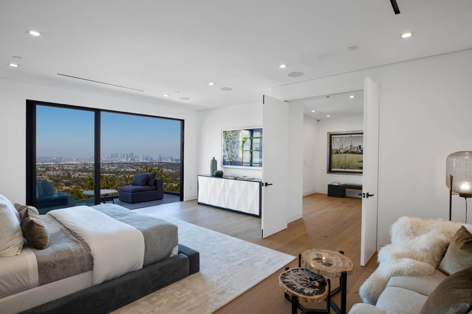 COMPLETE NEW CONSTRUCTION-HOLLYWOOD HILLS - photo 15