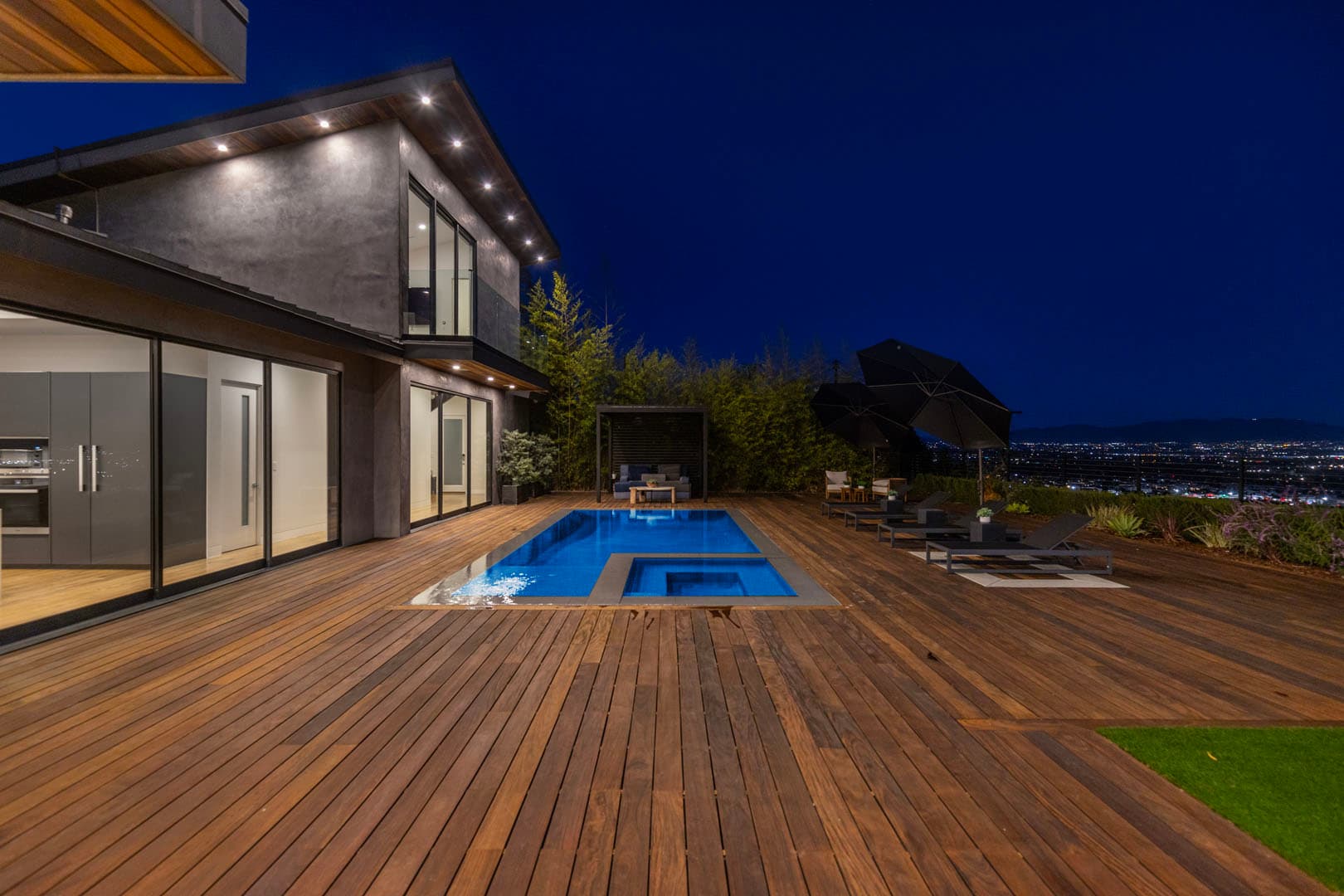 NEW CONSTRUCTION PROJECTS - photo 11