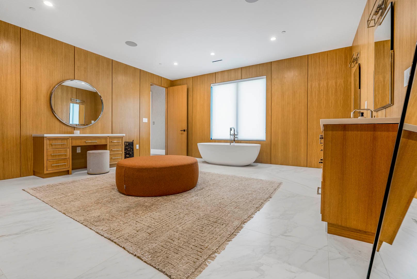 COMPLETE NEW CONSTRUCTION - MALIBU - photo 9